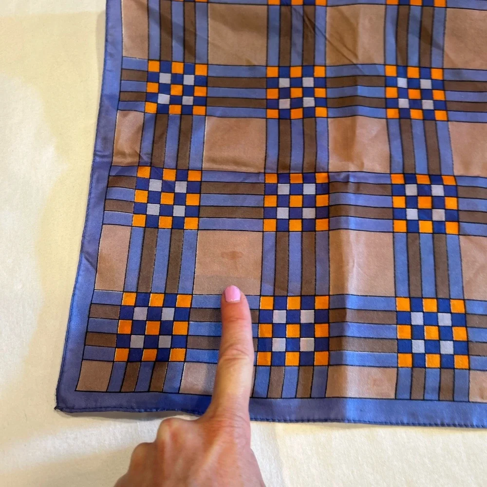 Mid Century Checkered Scarf